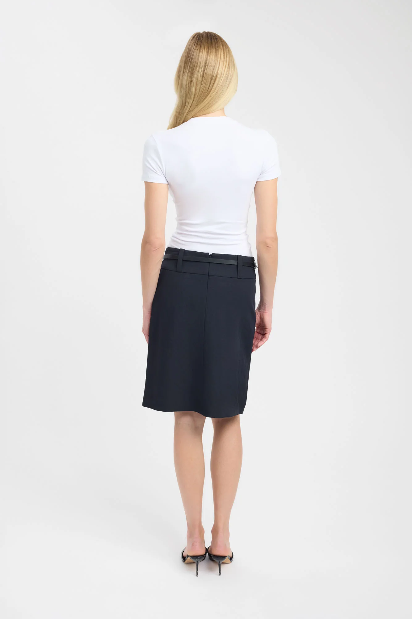 Jess Tee - Image 4