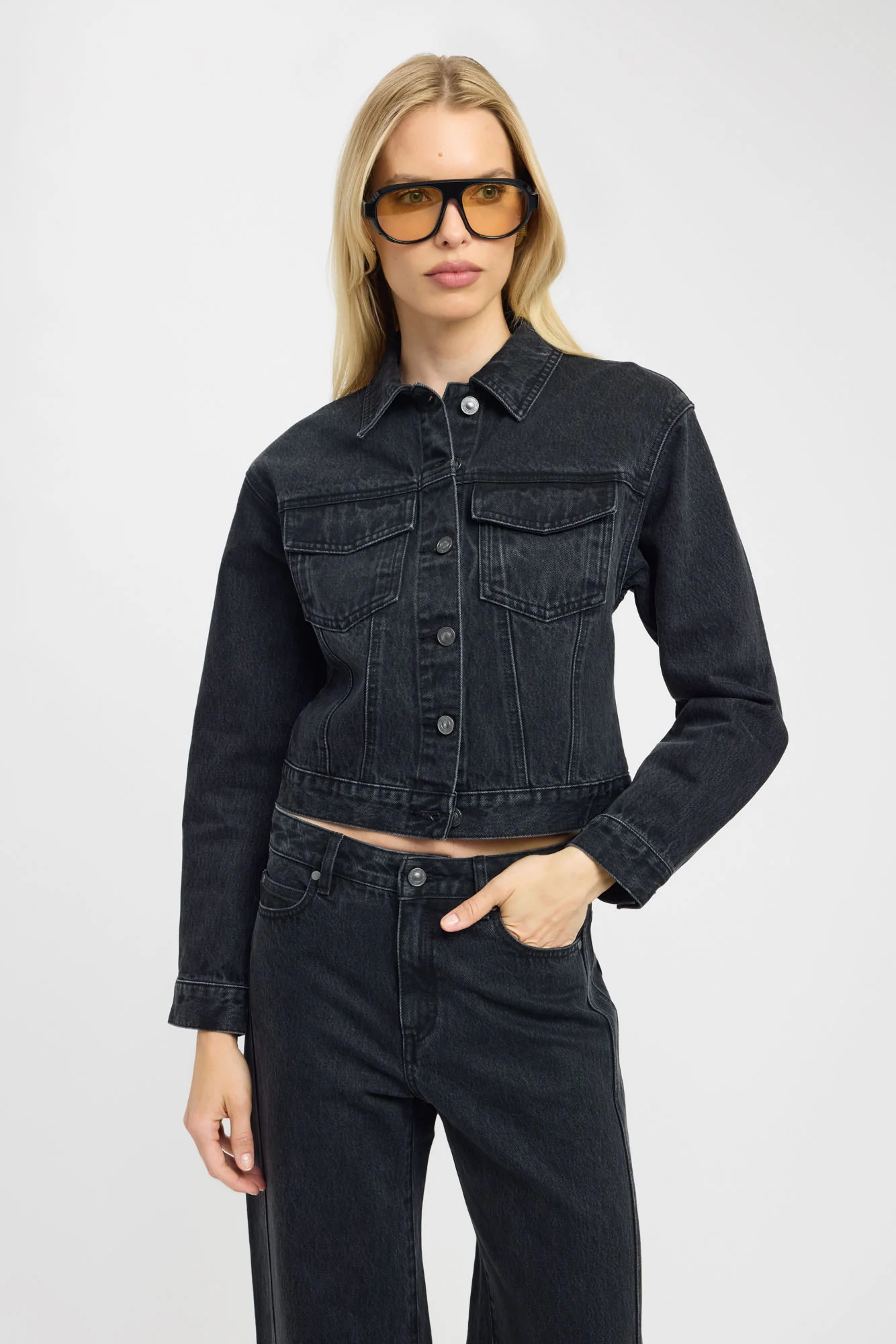 Saxon Jacket - Image 2